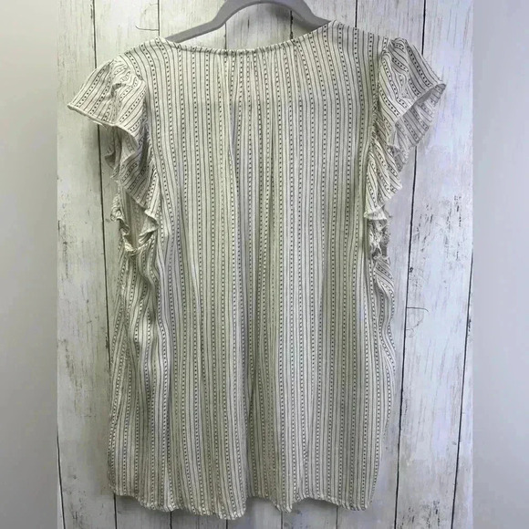 Old Navy Sleeveless top size Large - Picture 3 of 8